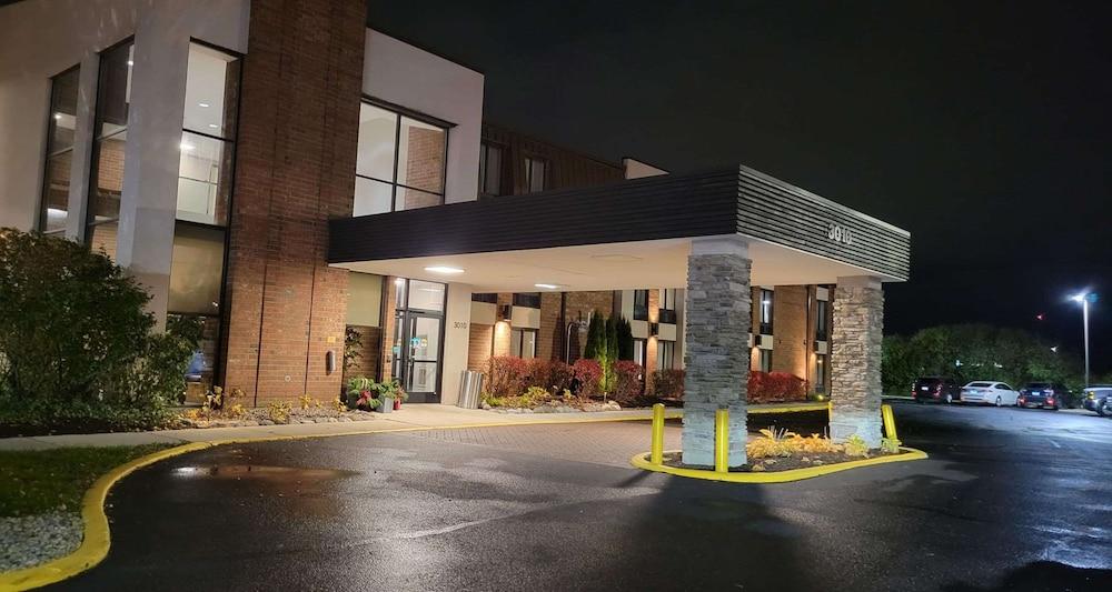 Best Western Chicago - Downers Grove Bagian luar foto