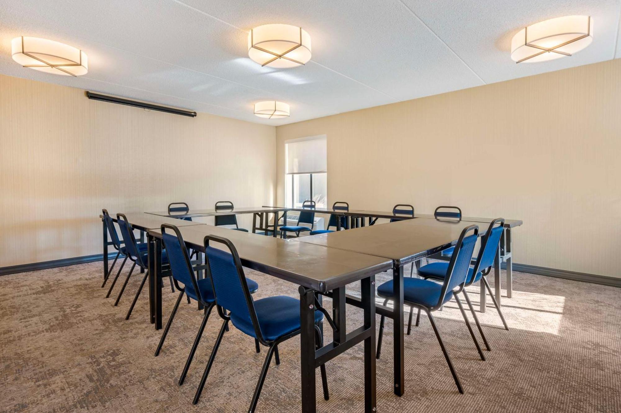 Best Western Chicago - Downers Grove Bagian luar foto