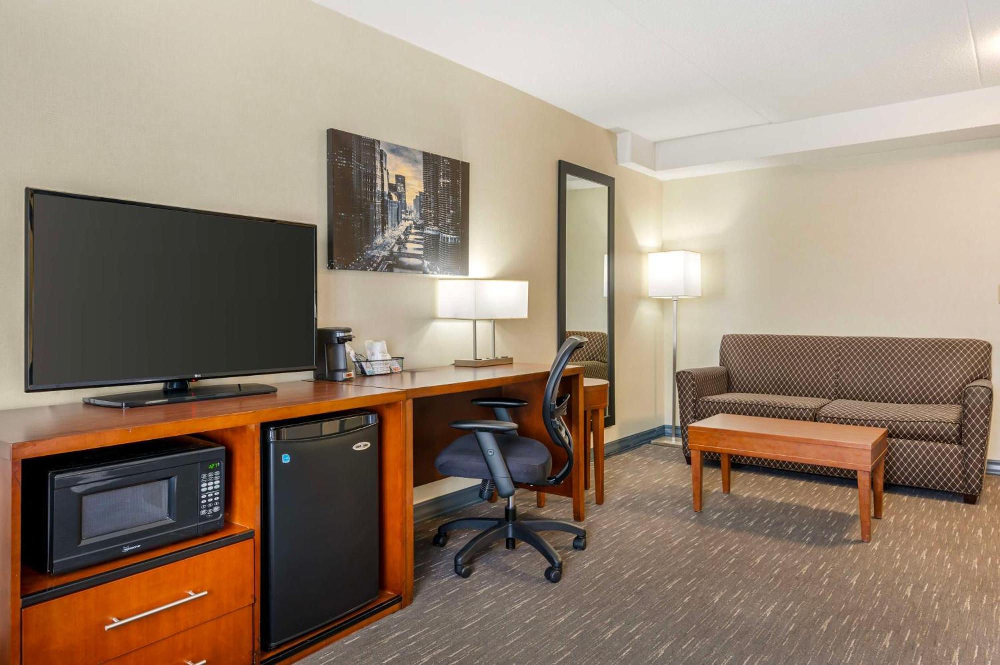 Best Western Chicago - Downers Grove Bagian luar foto