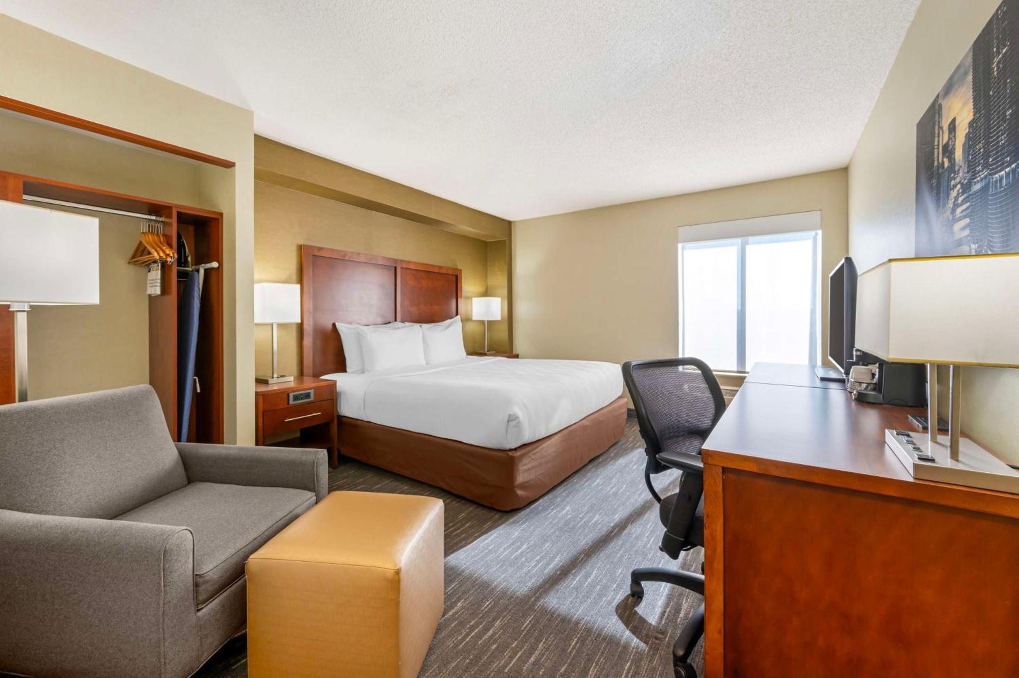 Best Western Chicago - Downers Grove Bagian luar foto